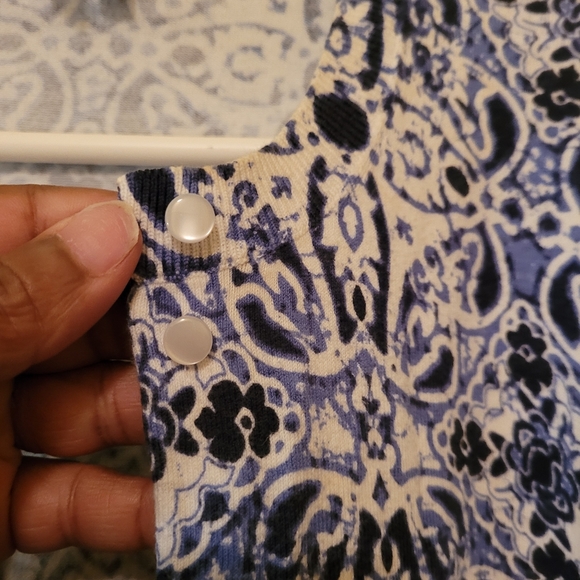 Madison cardigan sz PM - Picture 3 of 5